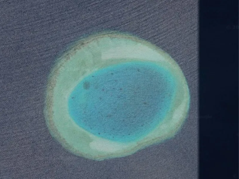 Maldives Islands & Lagoons · Лагуна 62 га, атолл Каафу 8