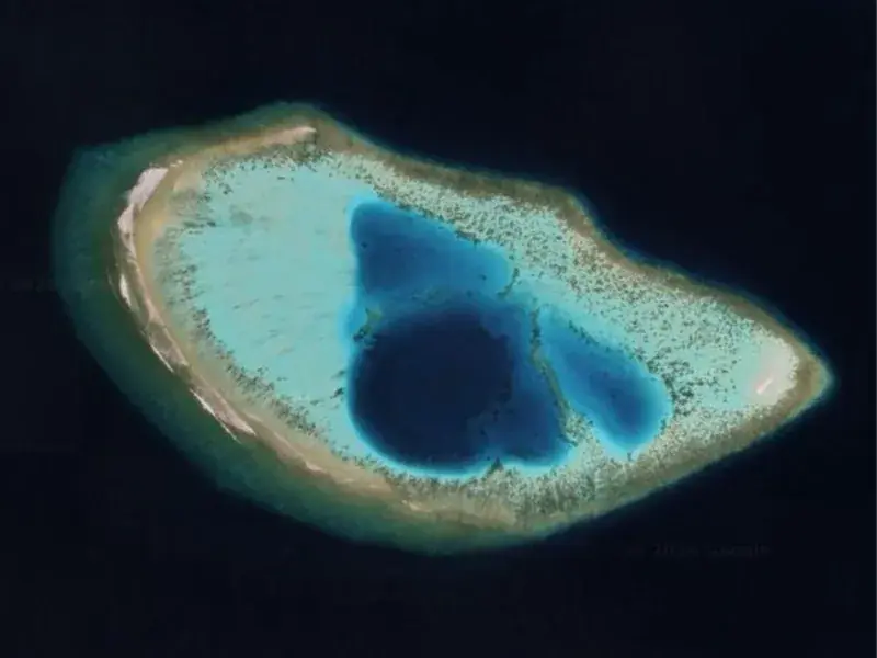 Maldives Islands & Lagoons · Лагуна 62 га, атолл Каафу 3